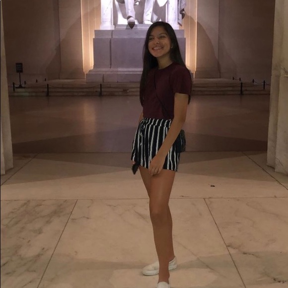 Meet your Posher, Ellie - Picture 3 of 4